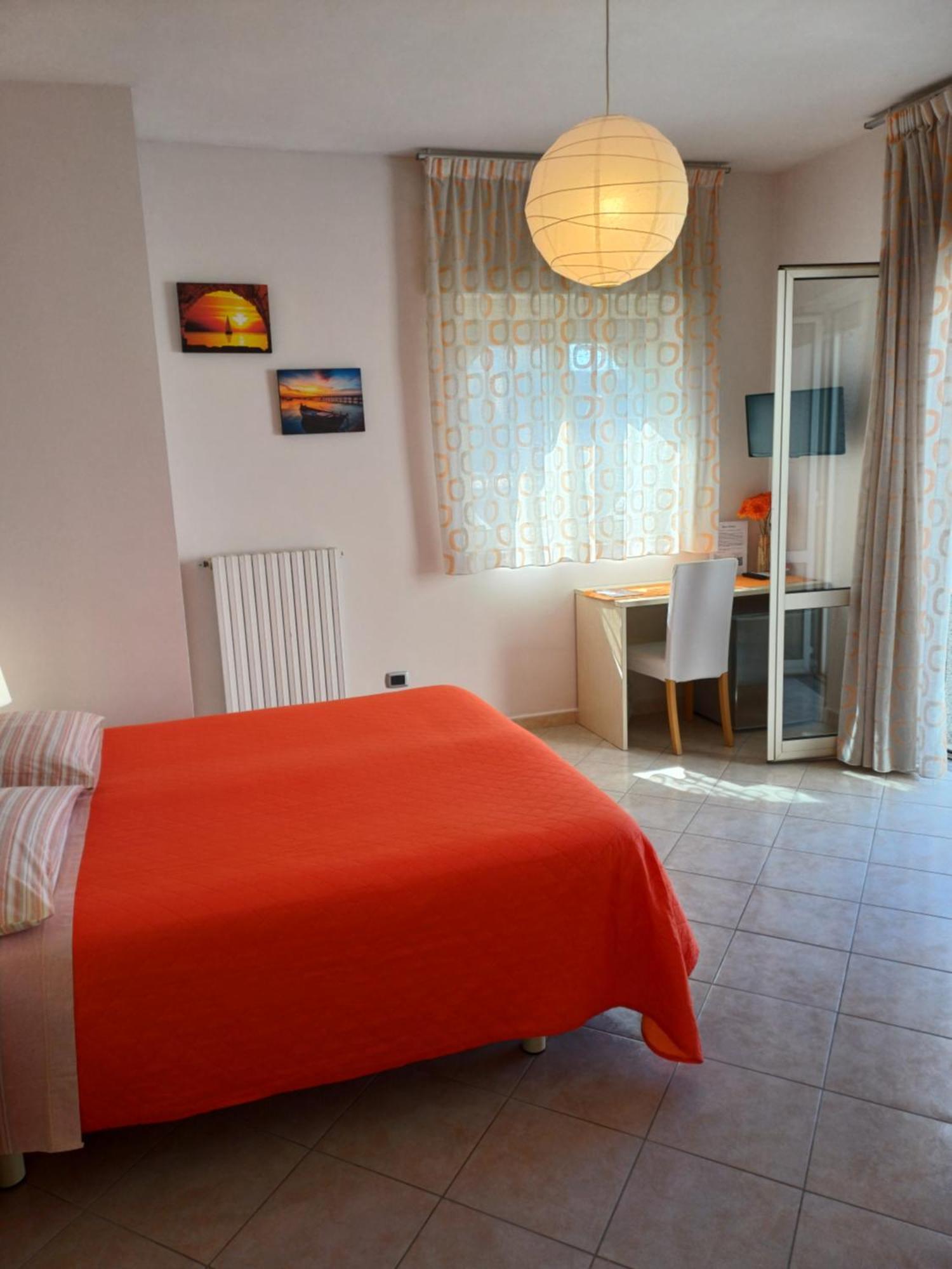 بومبيي Zefiro B&B المظهر الخارجي الصورة